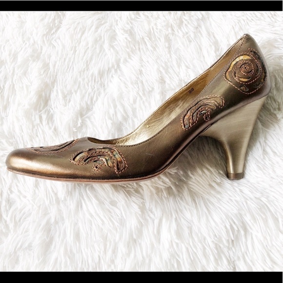 Luciano Barachini Gold Designer Pointy Toe Heel 39 - Picture 6 of 6